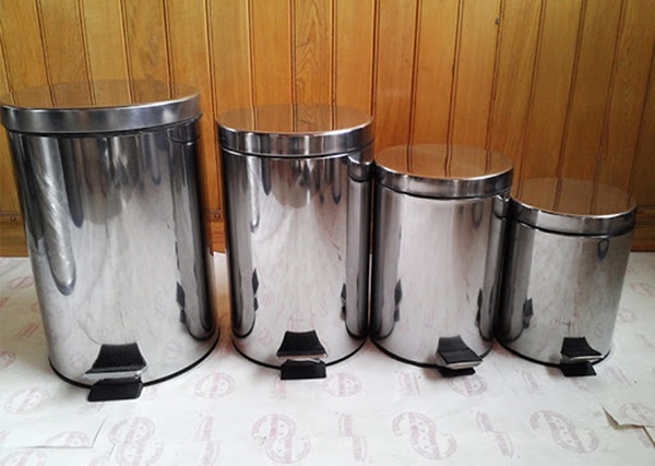 Thùng rác inox đạp chân