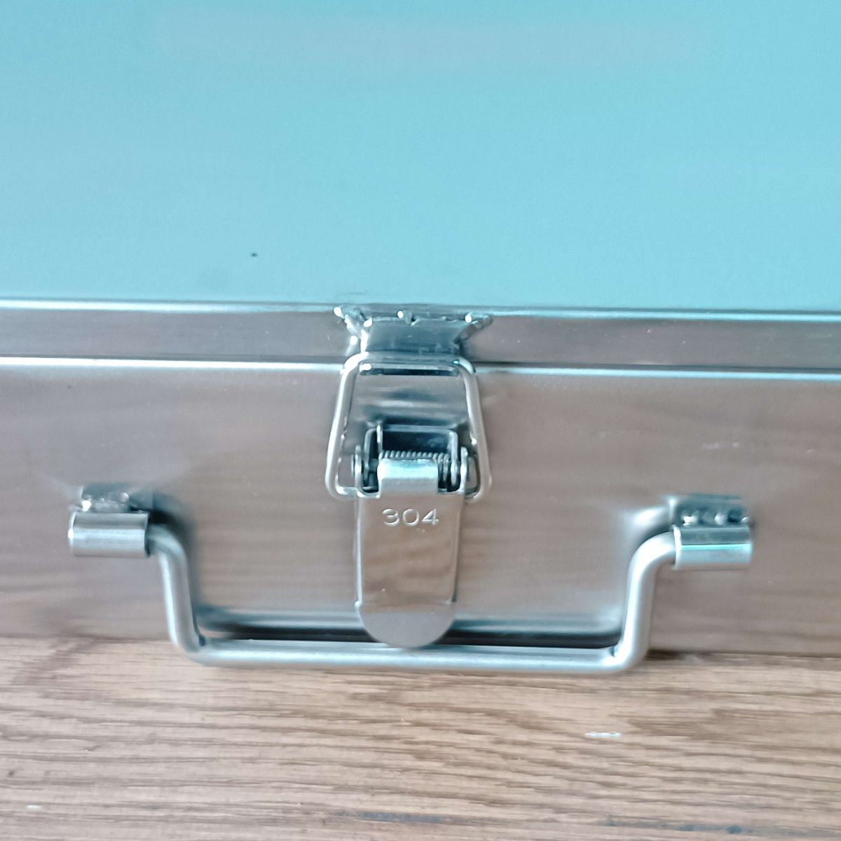 hop-dung-dung-cu-y-te-inox
