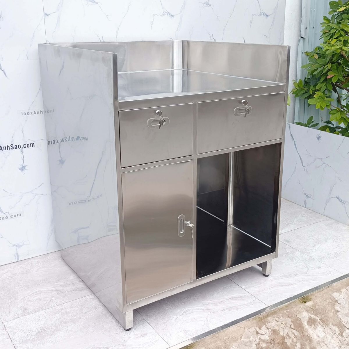 quay-lam-viec-inox-304