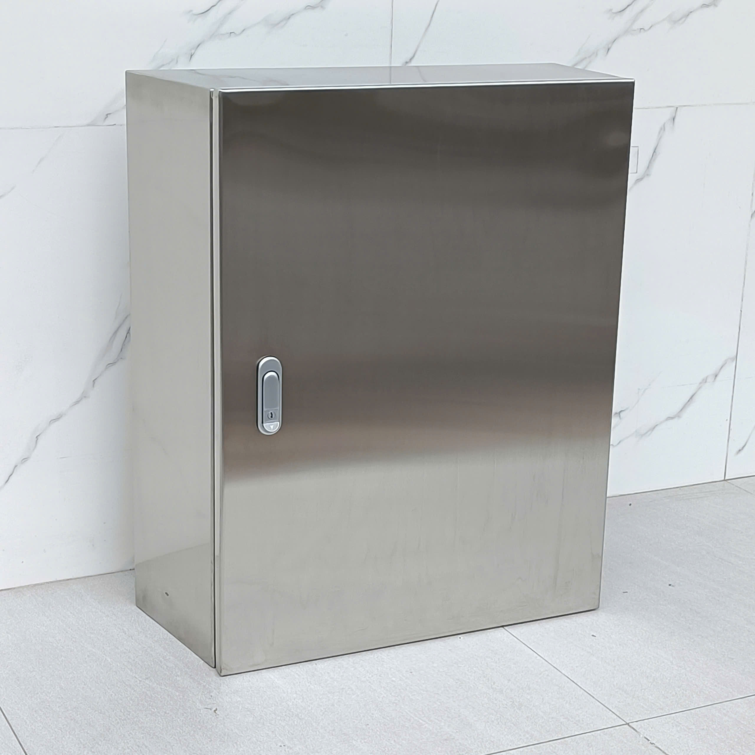 tu-dien-inox-d02