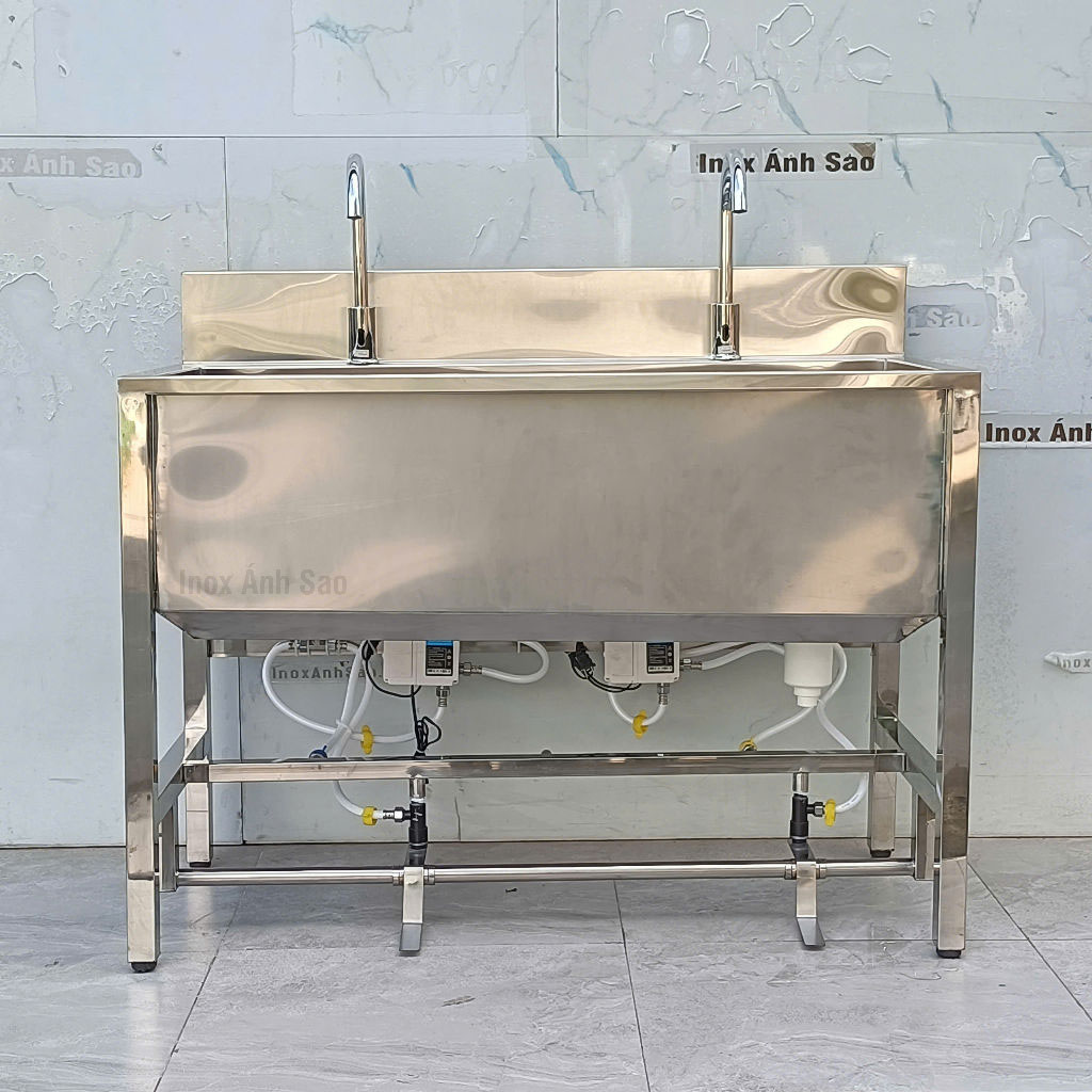 bon-cam-ung-2-voi-co-dap-chan-du-phong-inox-t81