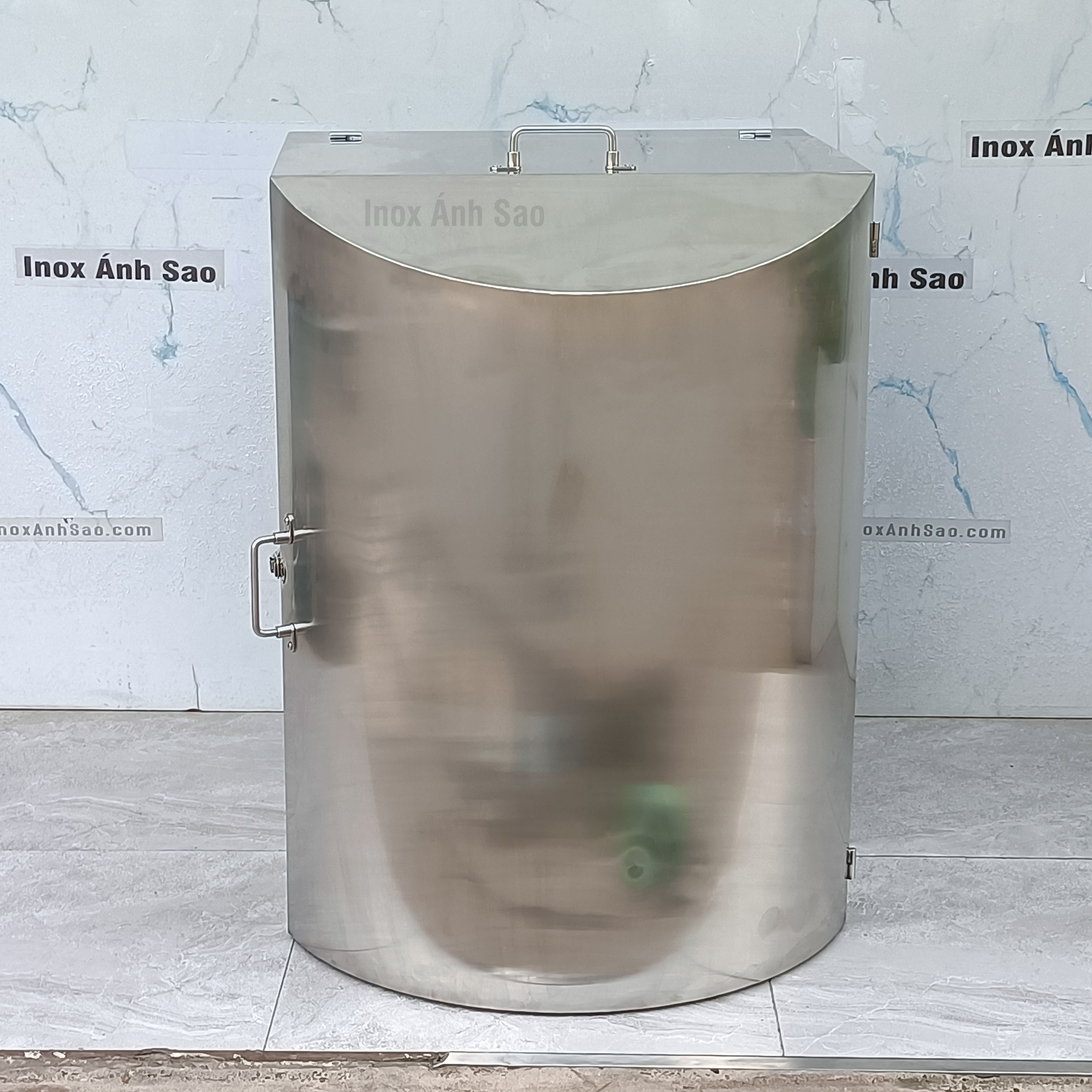 tu-vo-thiet-bi-inox-d65
