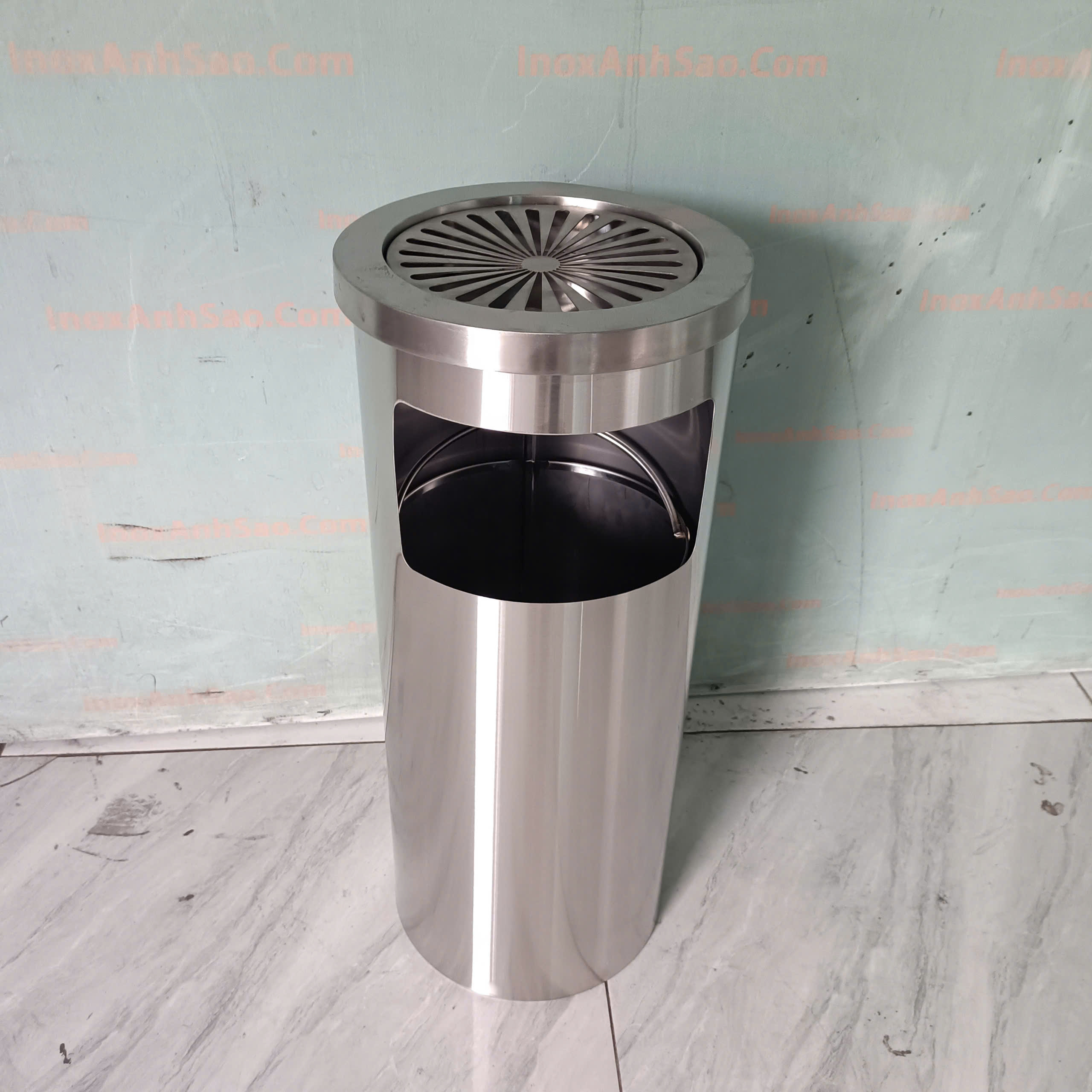 thung-rac-inox-tron-gat-tan-h23