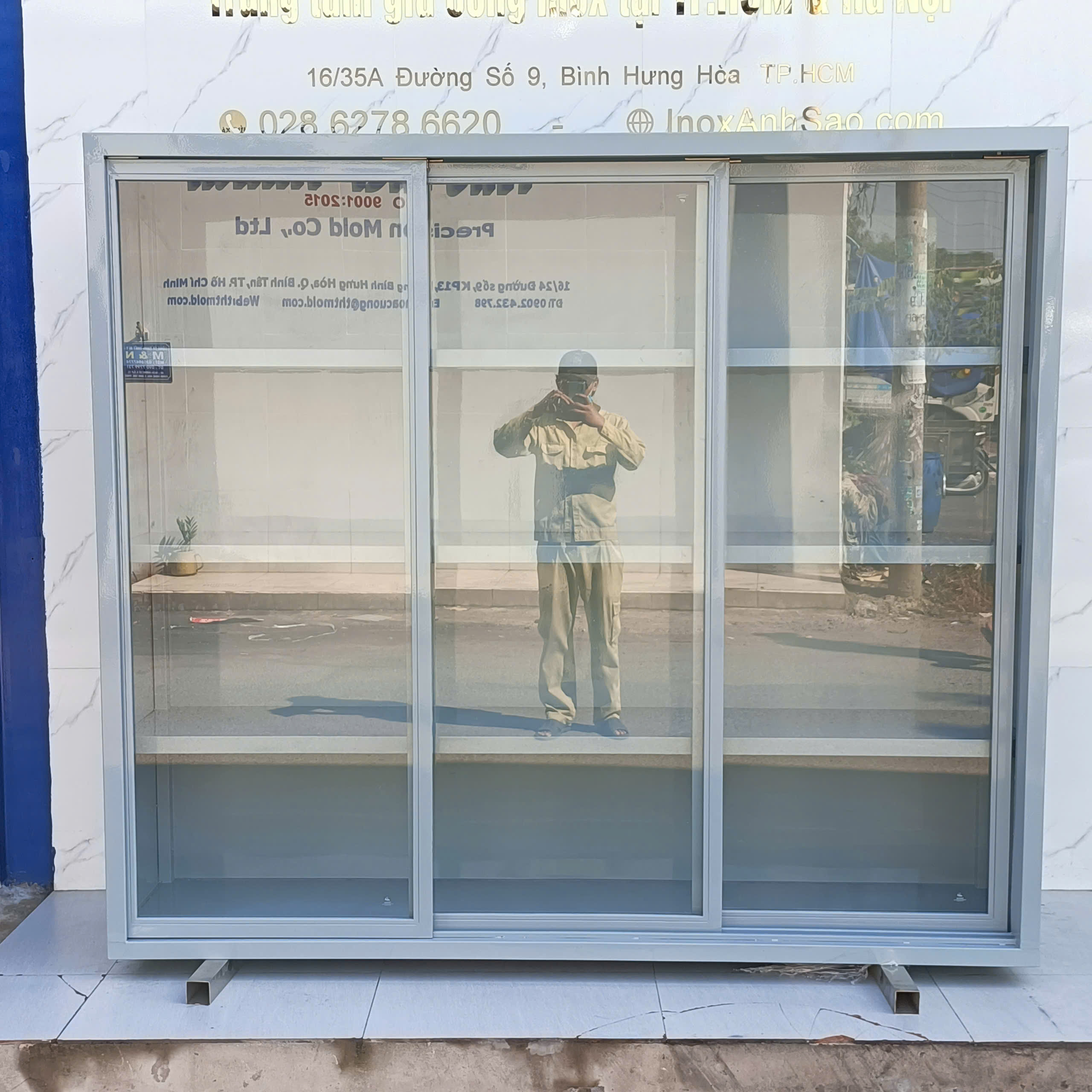tu-inox-4-tang-cua-lua-kinh-sat-son-tinh-dien-n12