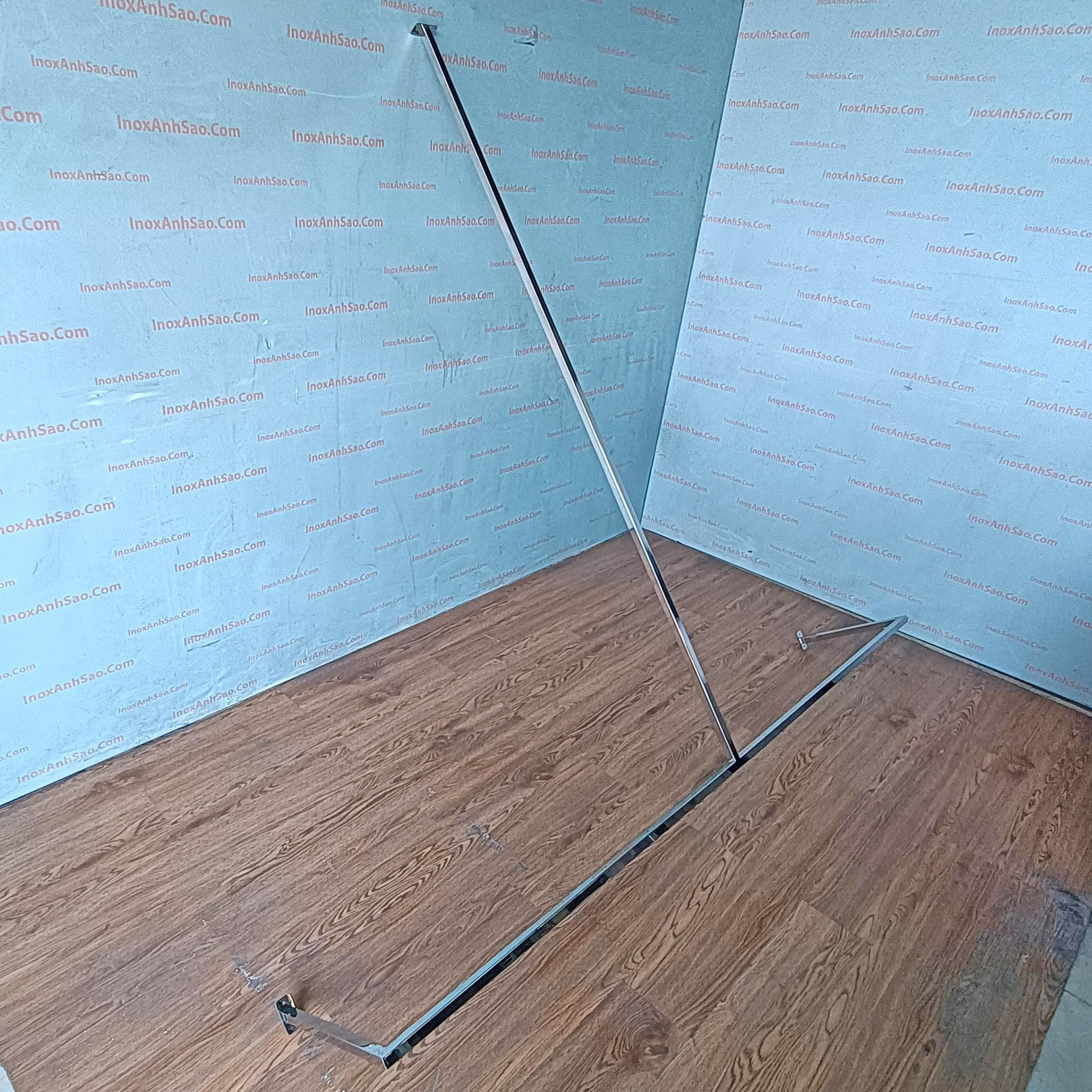 sao-chu-t-inox-trang-bong-k17