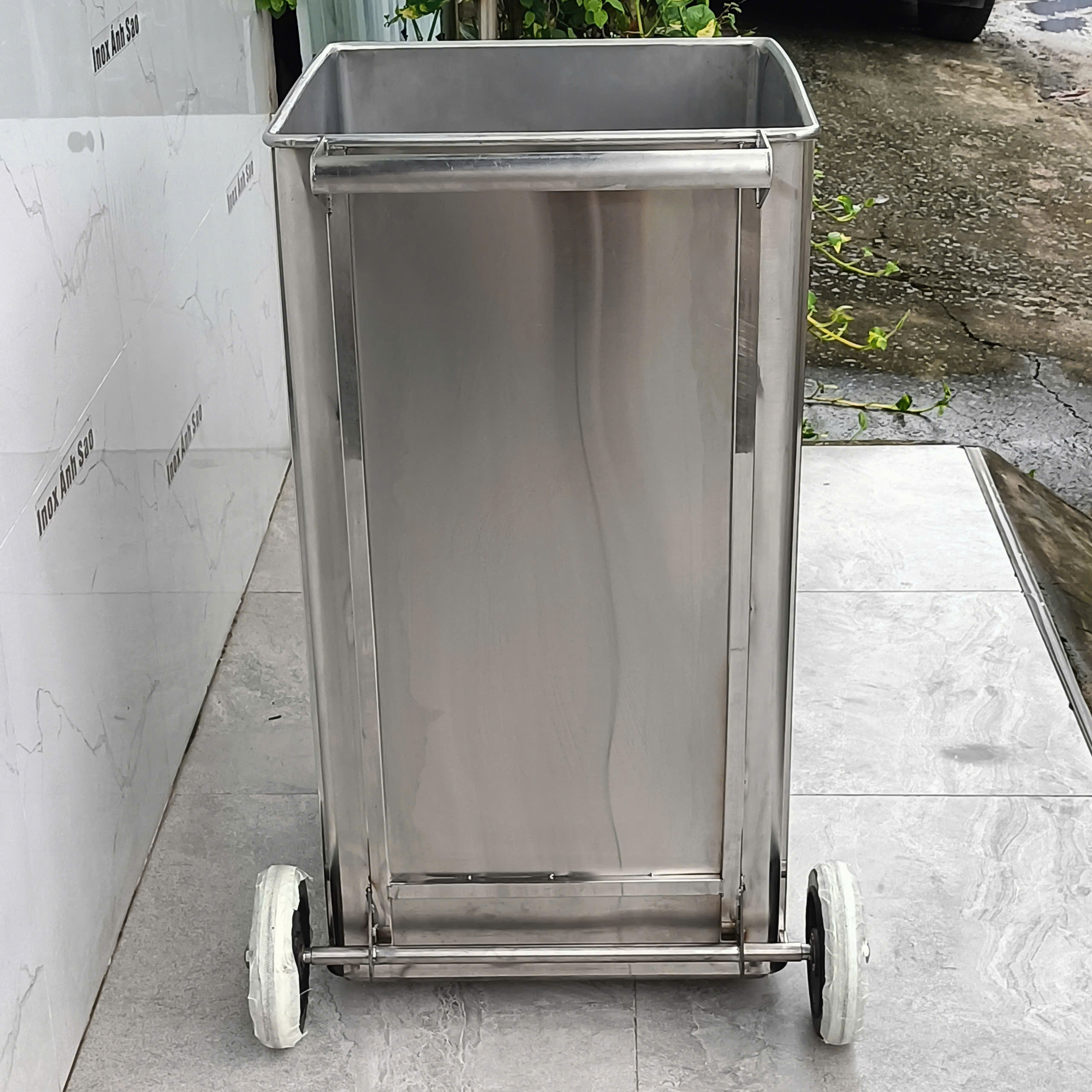 Hình ảnh alt empty