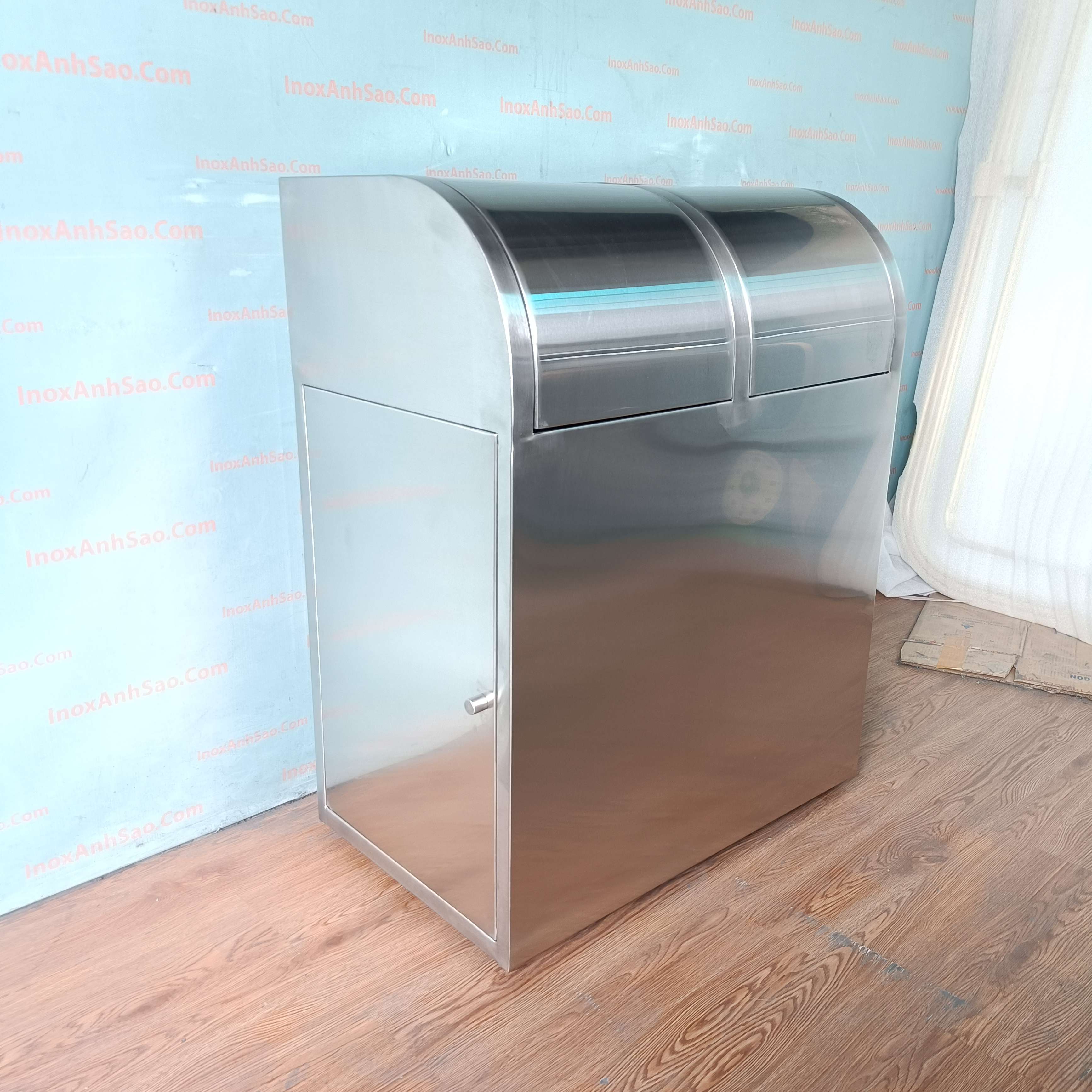 thung-rac-inox-phan-loai-2-ngan-nap-lat-cong-p33