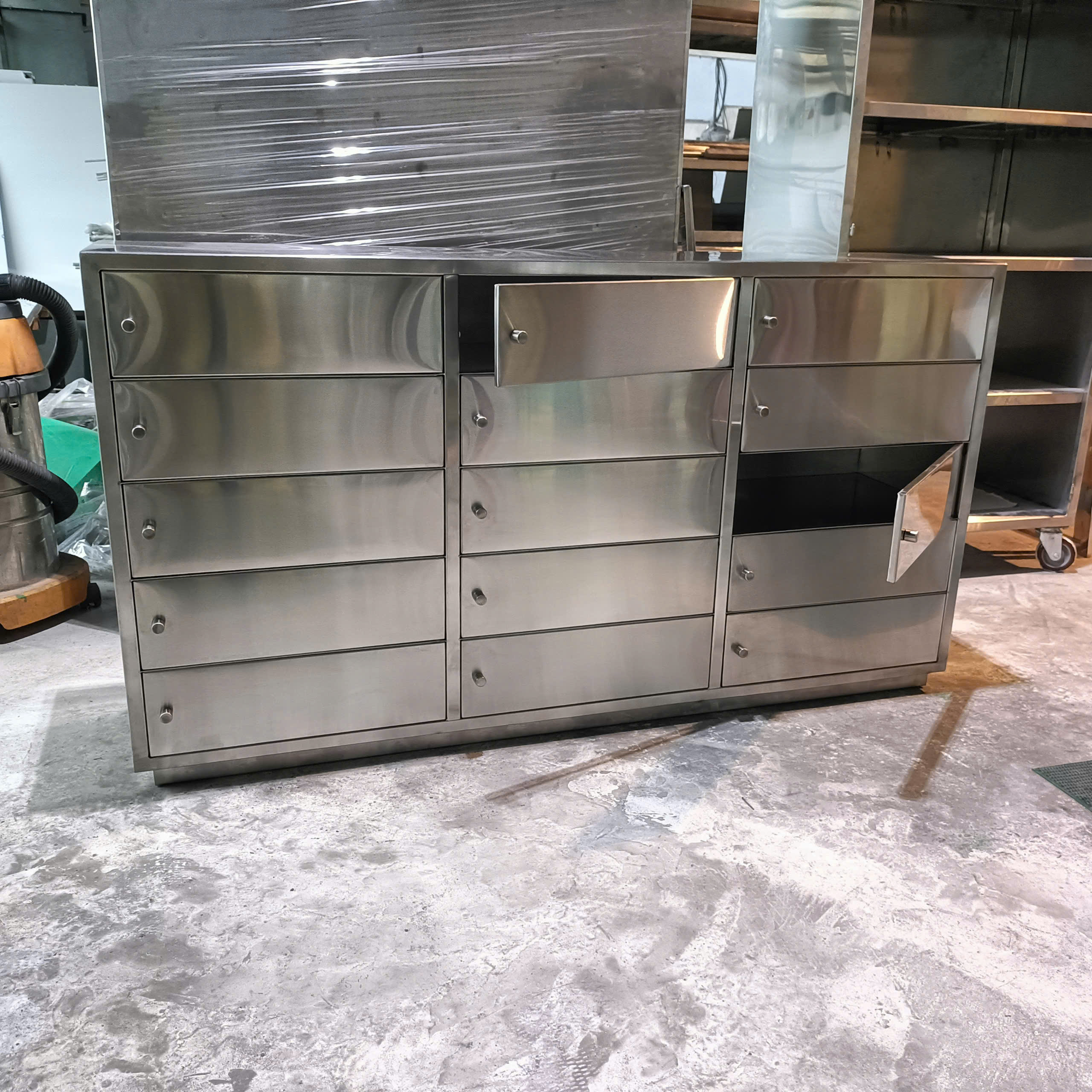 tu-giay-inox-15-ngan-cua-mo-g27