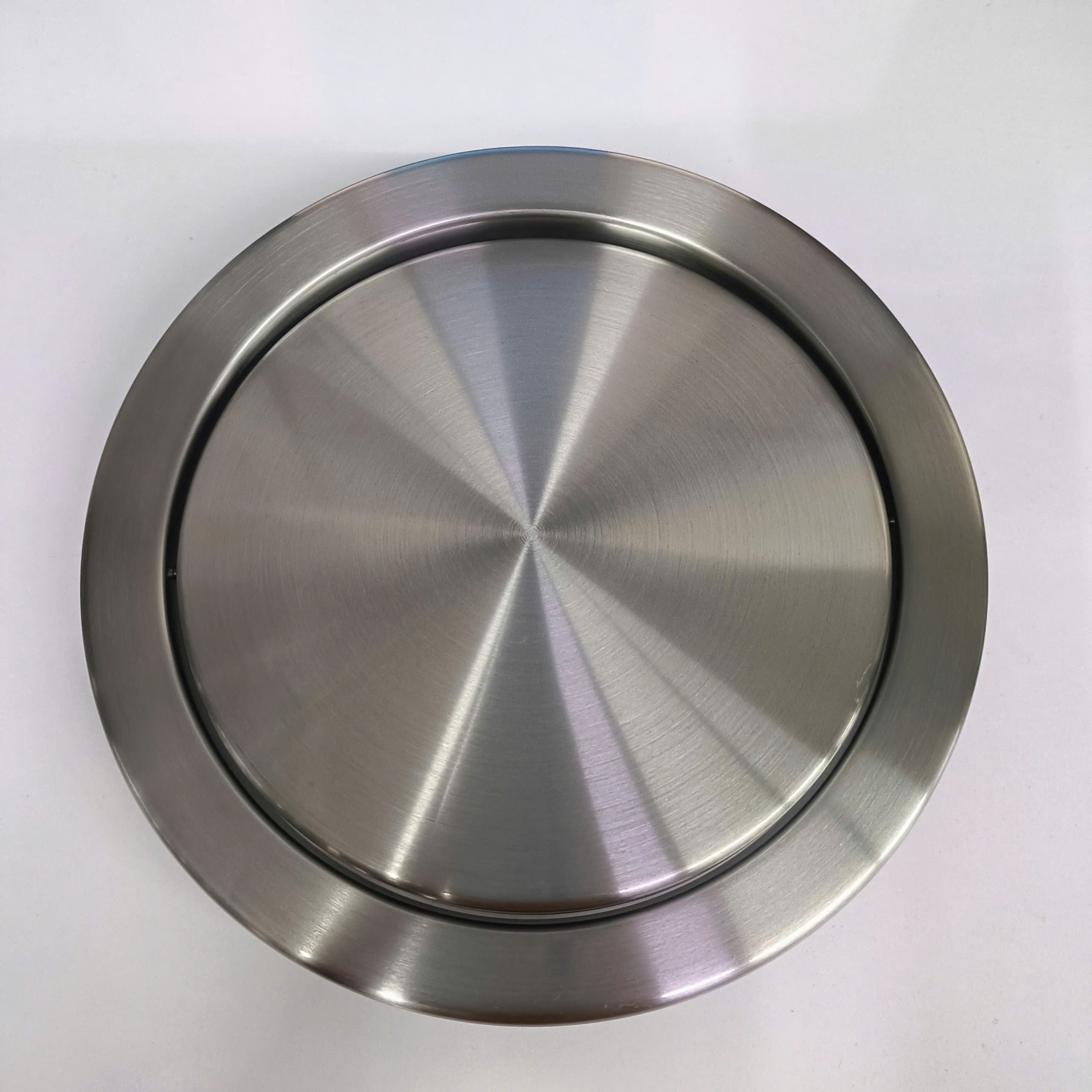 nap-thung-rac-inox