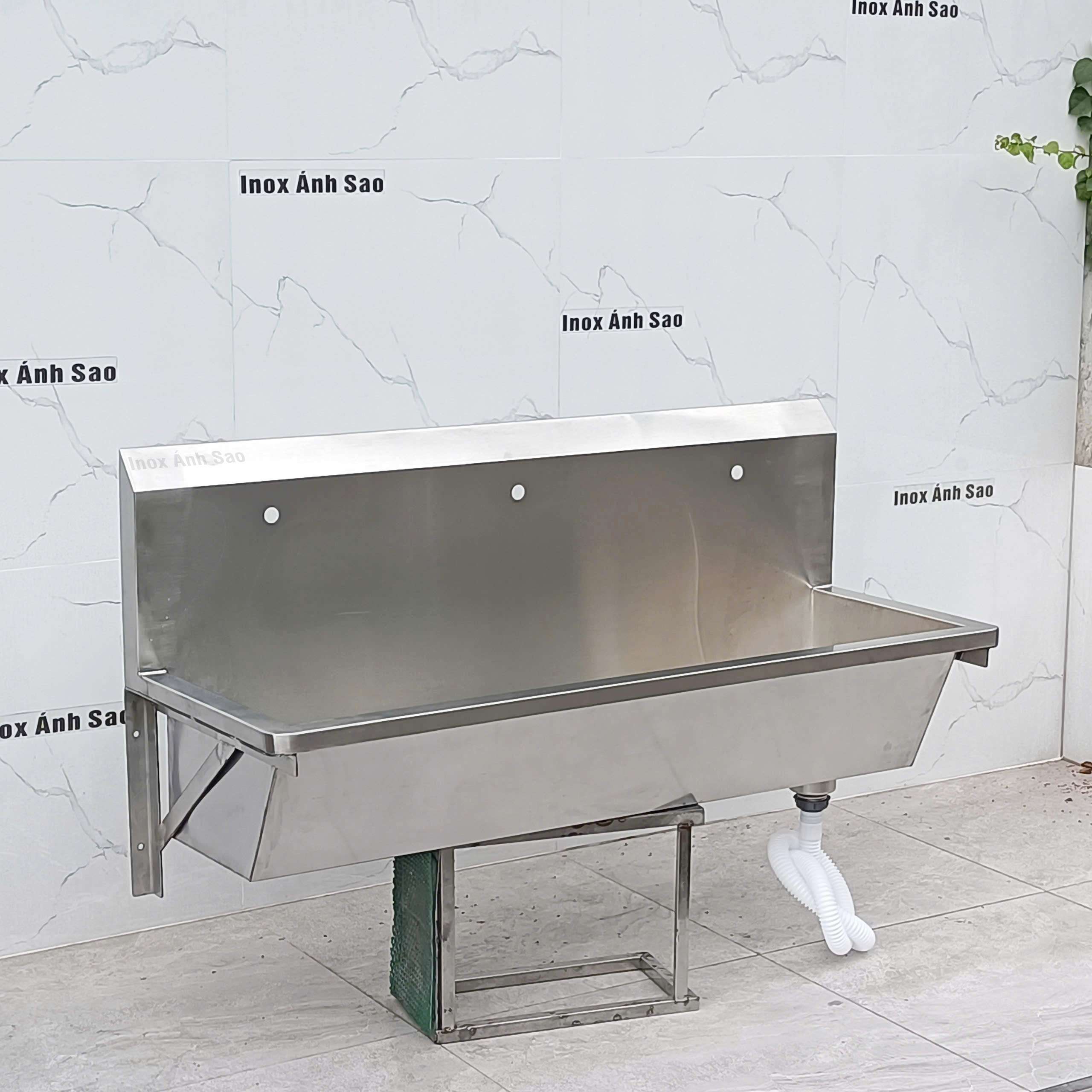 bon-rua-inox-treo-tuong-3-voi-t03