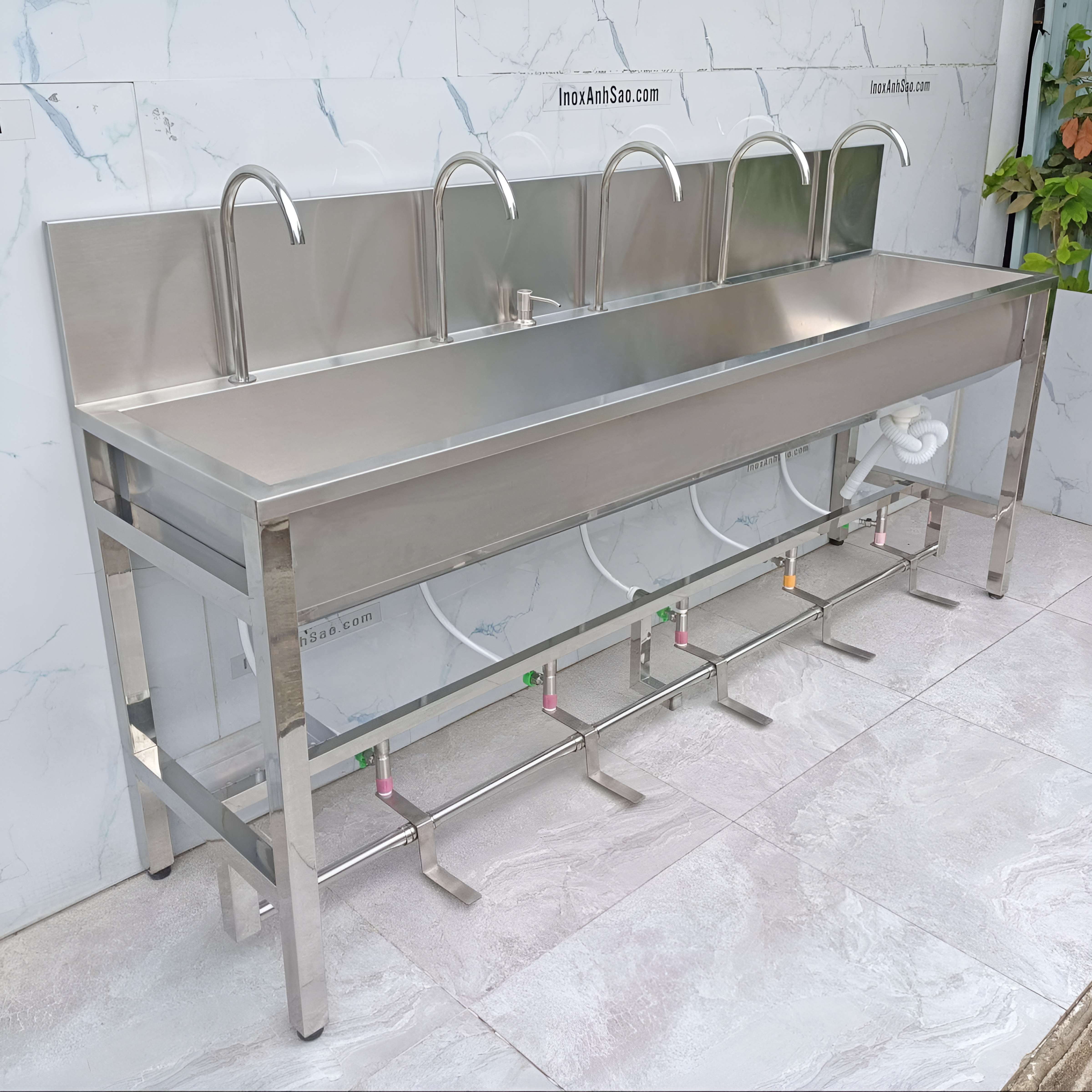 bon-rua-inox-dap-chan-5-voi-d37