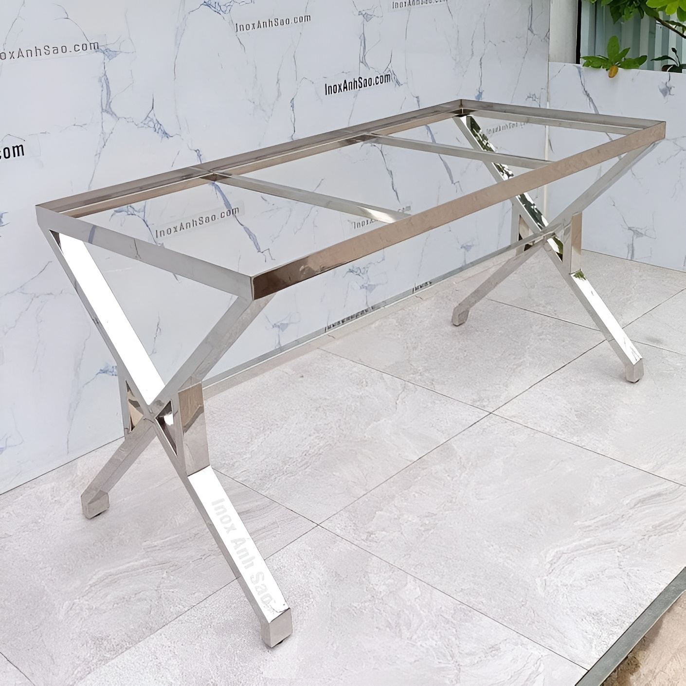 chan-ban-an-chu-x-inox-304-trang-bong-a18