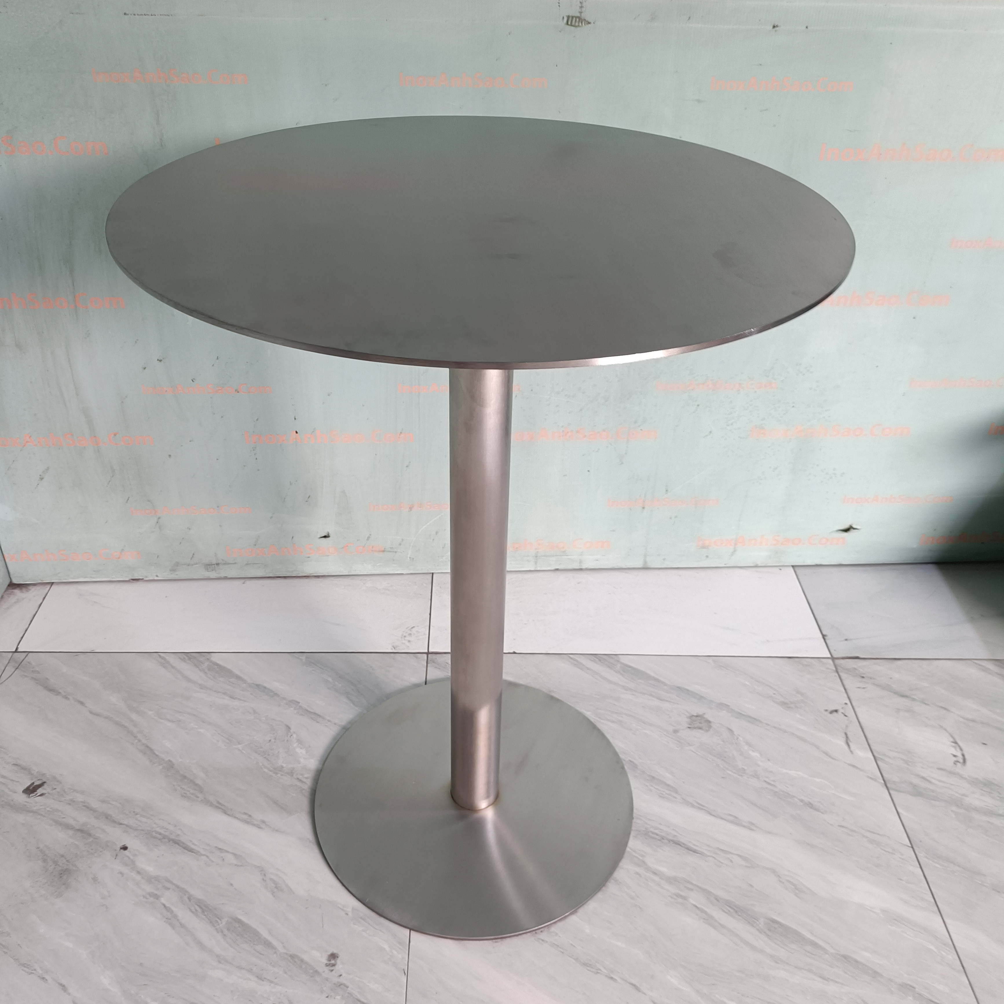 ban-tron-dung-inox-c37