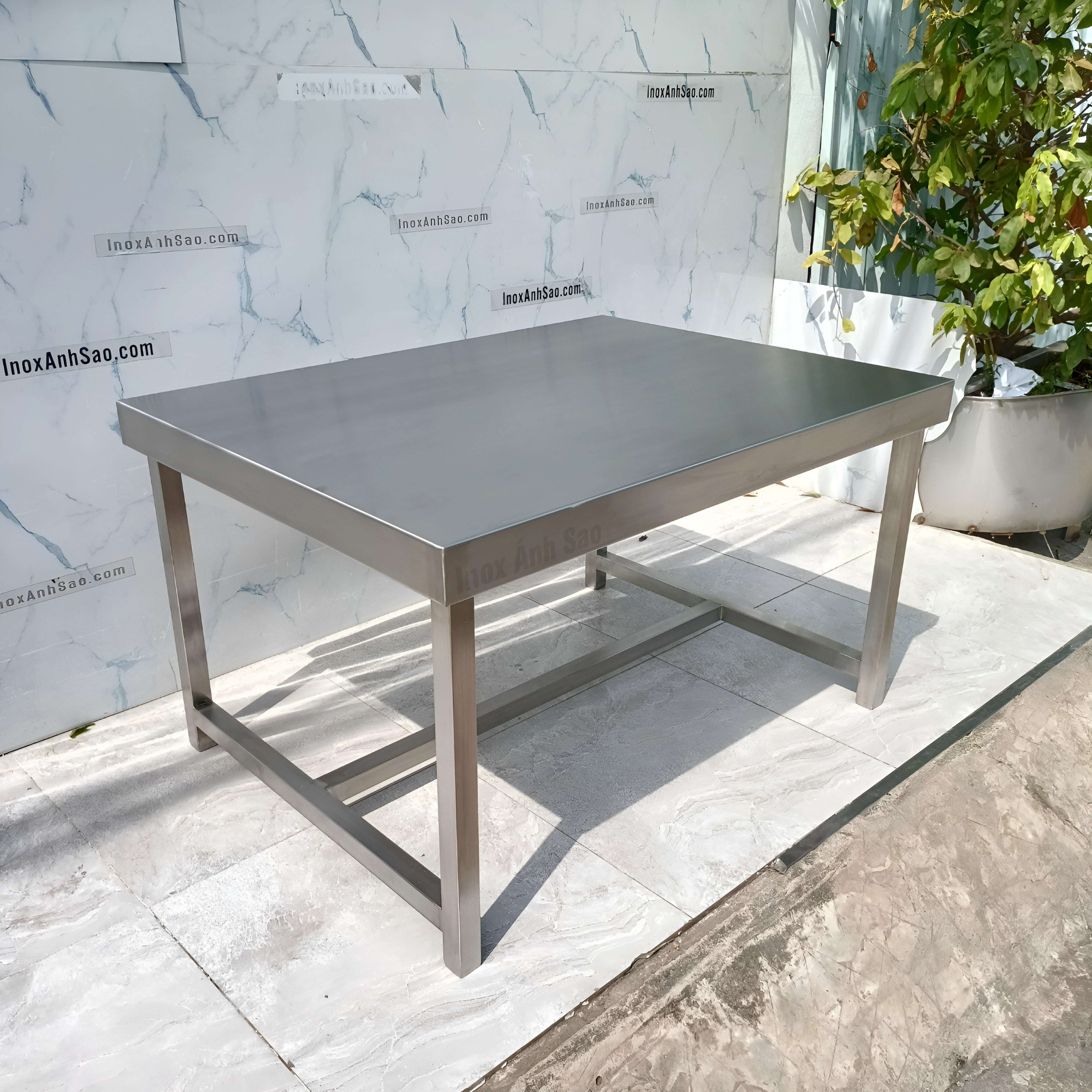 ban-thao-tac-inox-n57